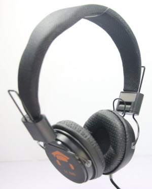 DKT Skooli Hoofdtelefoon zwart opvouwbaar met zachte oorschelpen.